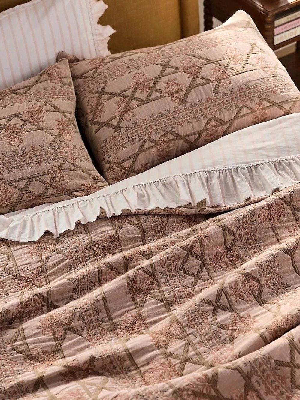 Anthropologie Anja Cotton Floral Coverlet Vintage Queen Geometric Pink & Brown